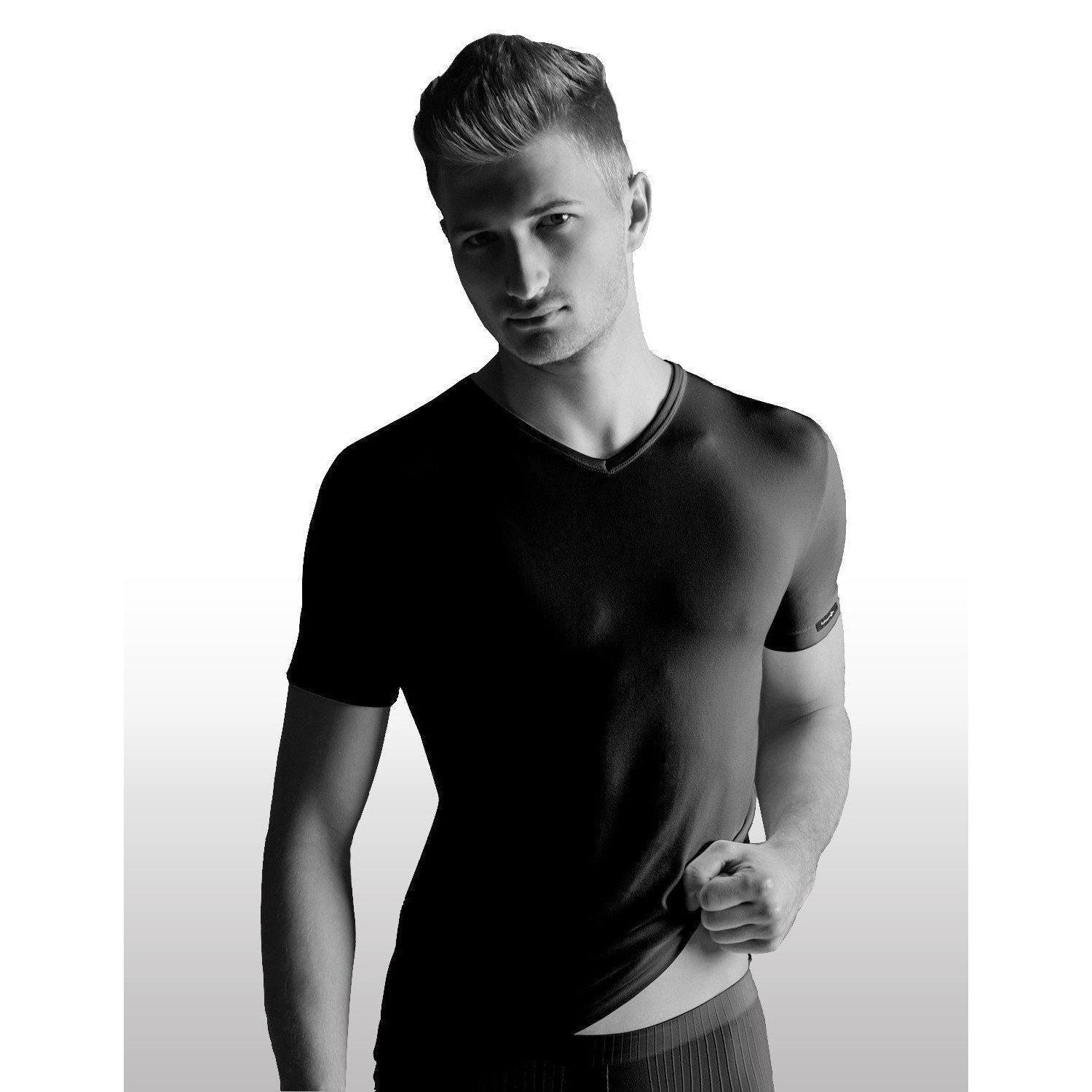 T-Shirt V-Neck